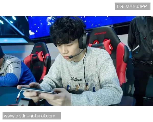 19岁足球明星年薪亿万背后的奋斗与荣耀之路 19岁足球明星年薪亿万背后的奋斗与荣耀之路