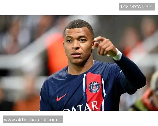 与足球天才姆巴佩的深度对话探索他的梦想与未来之路