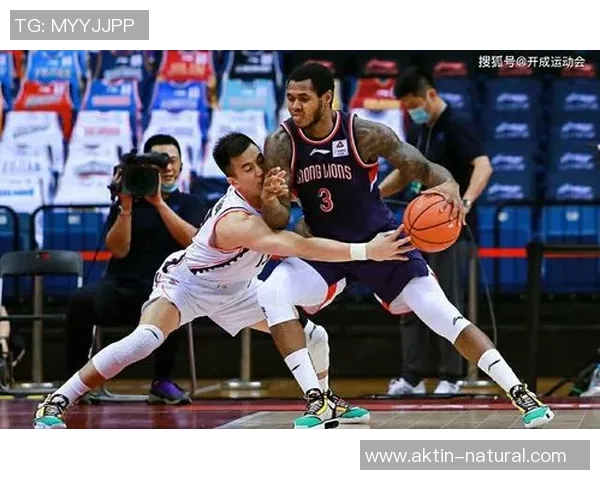 广州网球队节奏引发热议球迷与教练的观点碰撞分析